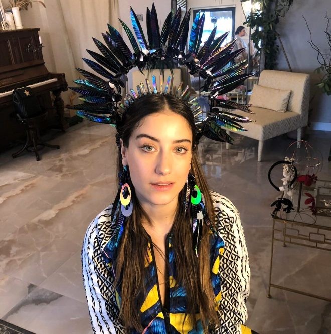 Məşhur aktrisanın yeni imici göz oxşadı  - FOTOLAR